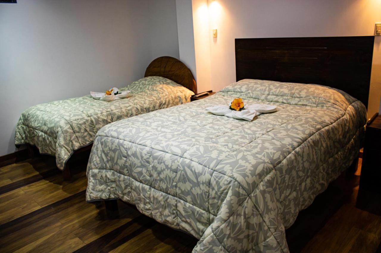 Hotel Los Laureles Calca ภายนอก รูปภาพ