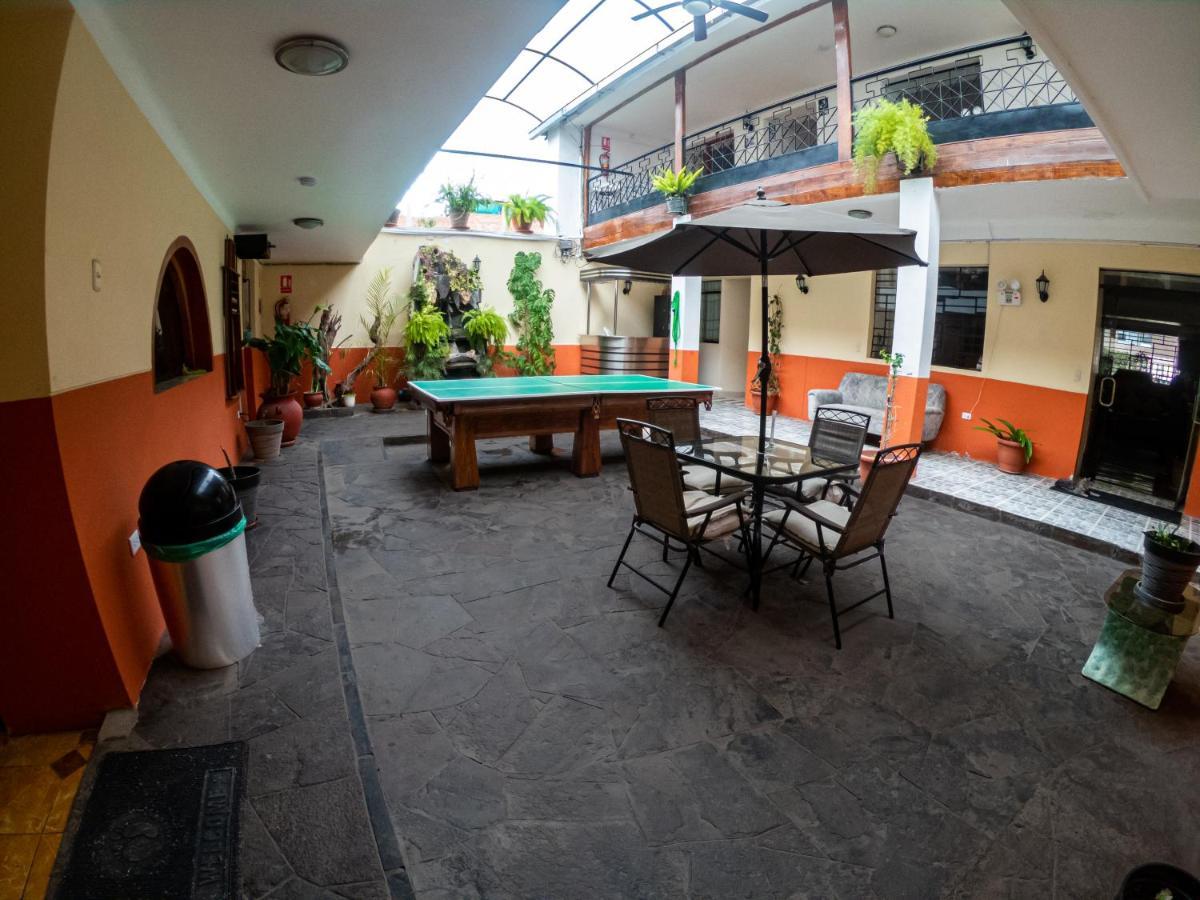 Hotel Los Laureles Calca ภายนอก รูปภาพ