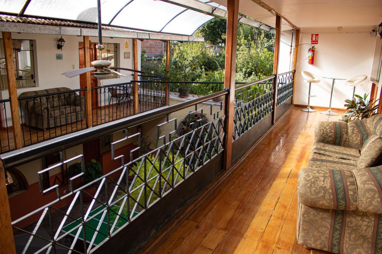 Hotel Los Laureles Calca ภายนอก รูปภาพ