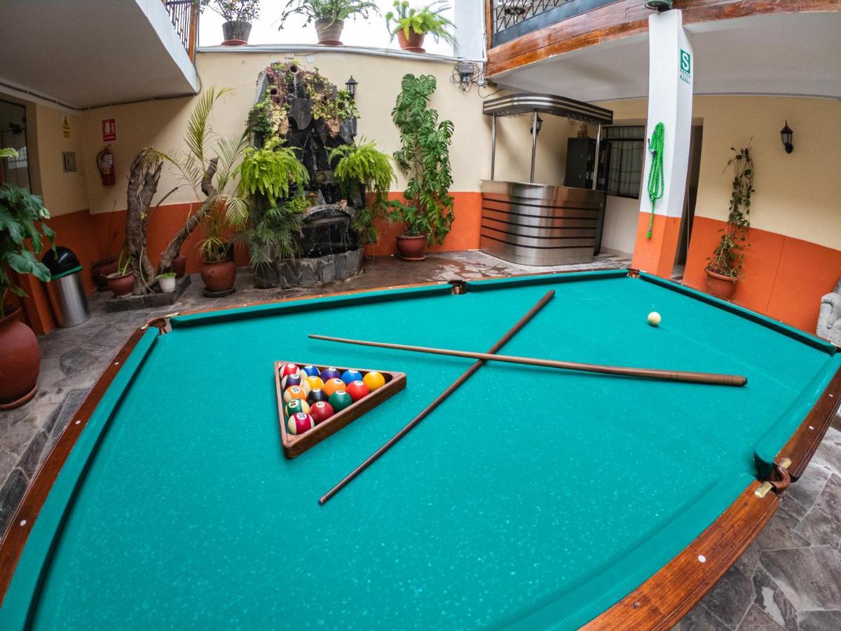 Hotel Los Laureles Calca ภายนอก รูปภาพ