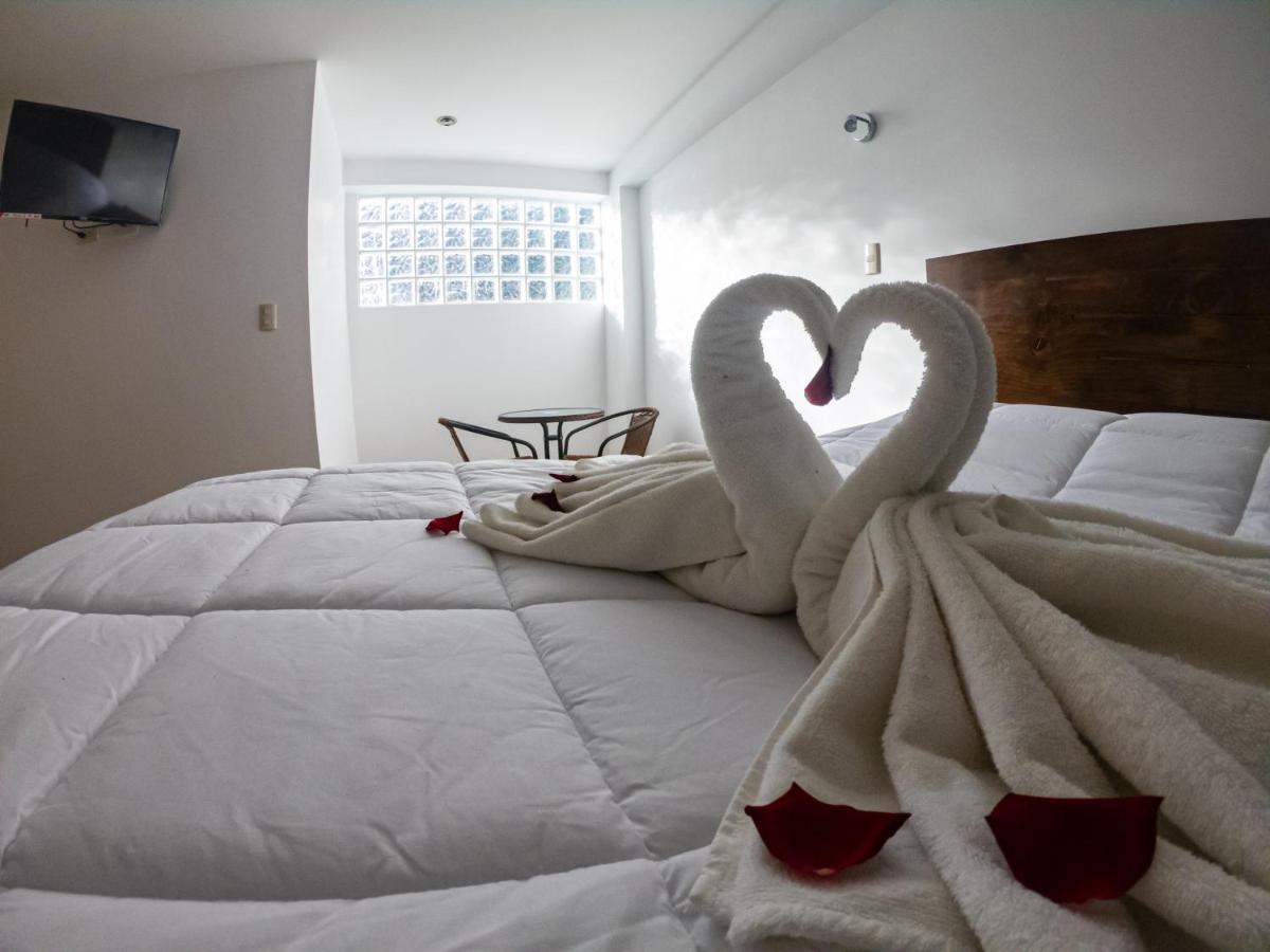 Hotel Los Laureles Calca ภายนอก รูปภาพ