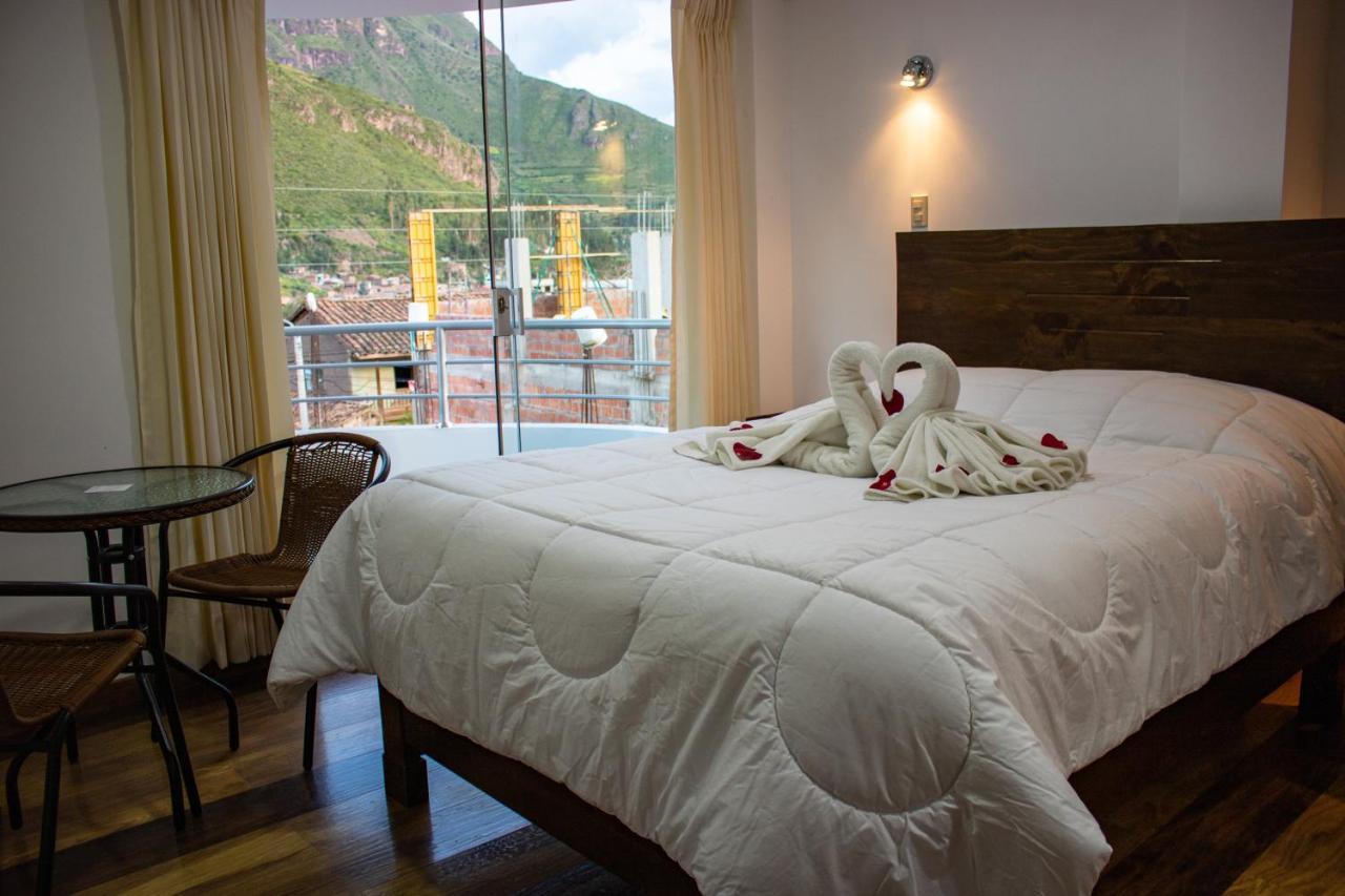 Hotel Los Laureles Calca ภายนอก รูปภาพ