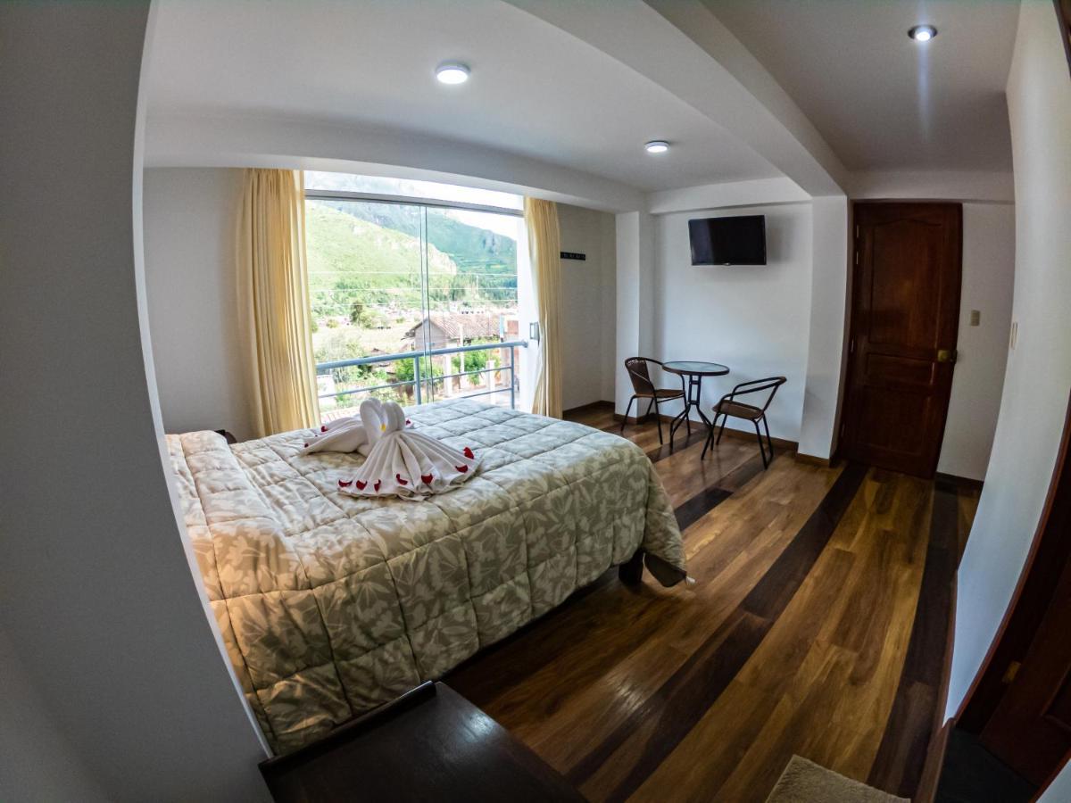 Hotel Los Laureles Calca ภายนอก รูปภาพ