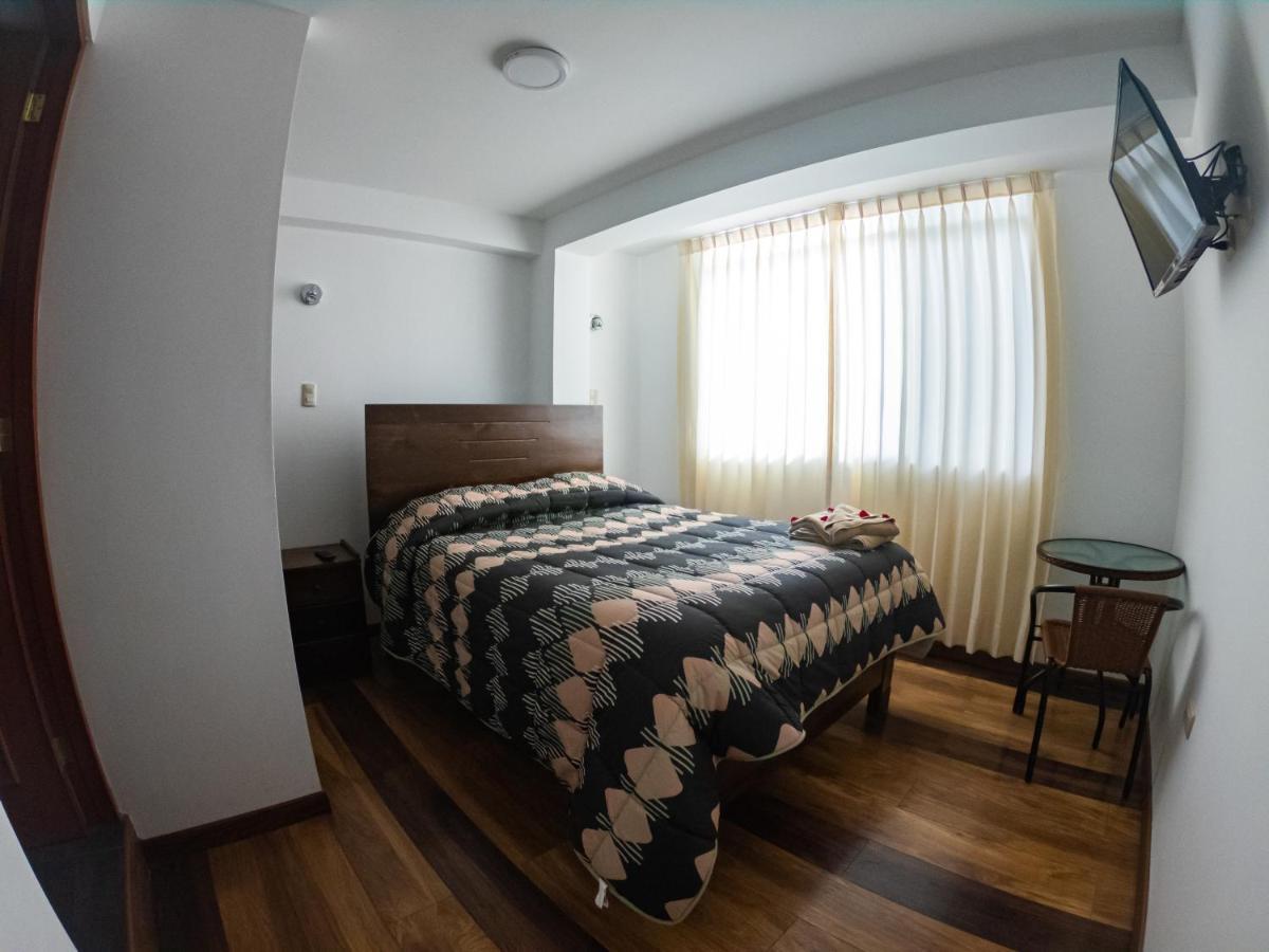 Hotel Los Laureles Calca ภายนอก รูปภาพ